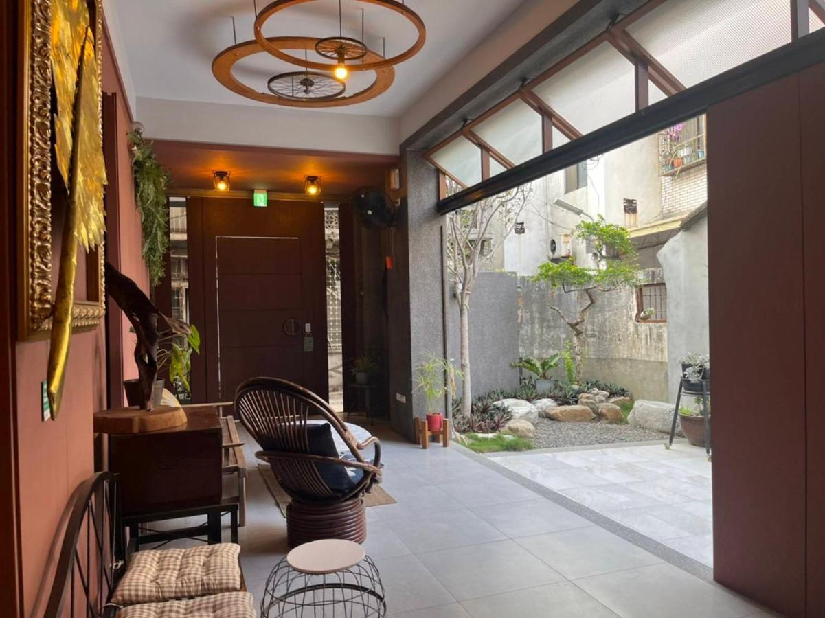 Fu'S House 52 Hotel Tainan Exterior photo